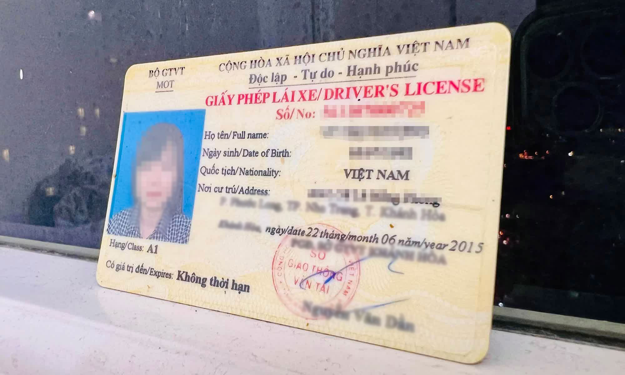 Phân biệt GPLX thật giả
